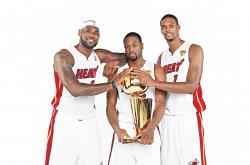 开云足球直播-硬仗显真章！广东队力克黄蜂，德罗赞末节封神定乾坤