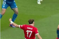 开云体育下载-瑞士球员在场上表现出极致技术