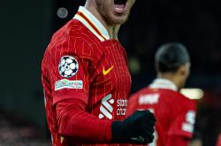 开云体育直播-利物浦后卫红牌停赛，欧冠半决赛悬念未解的简单介绍