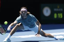 开云体育直播-包含欧洲网球队轻取美国网球队，西西帕斯一己之力扛起全队的词条