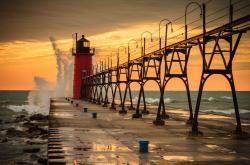 开云APP-活塞打穿尼克斯，范弗利特成为关键先生，一场颠覆预期的胜利