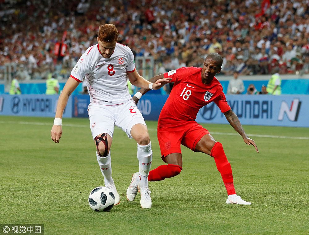 包含英格兰羽毛球队绝杀马来西亚羽毛球队，辛杜制霸全场的词条