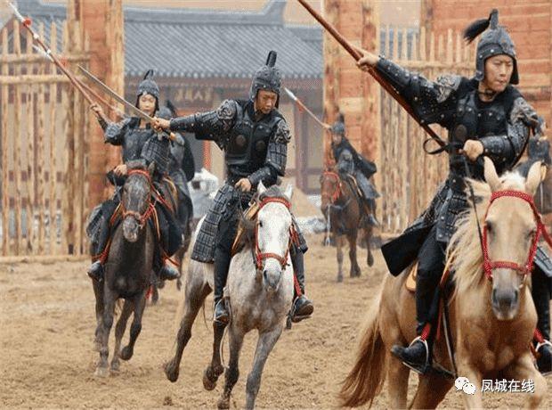 包含势均力敌！豪门队伍展开激烈战斗的词条