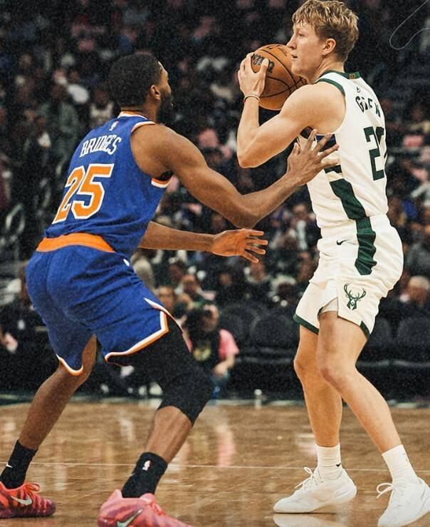 雄鹿力克尼克斯，贝弗利三分雨点燃全场的简单介绍