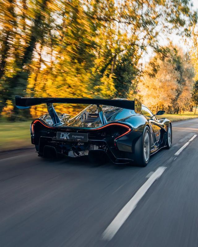 法拉利翻盘迈凯伦,塞恩斯统治全场 法拉利翻盘迈凯伦,塞恩斯统治全场