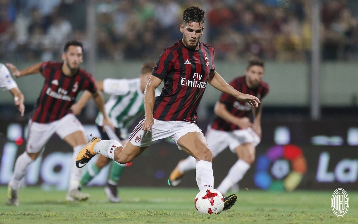 关于亚洲劲旅主场大胜,稳固领先地位的信息 关于亚洲劲旅主场大胜,稳固领先地位的信息