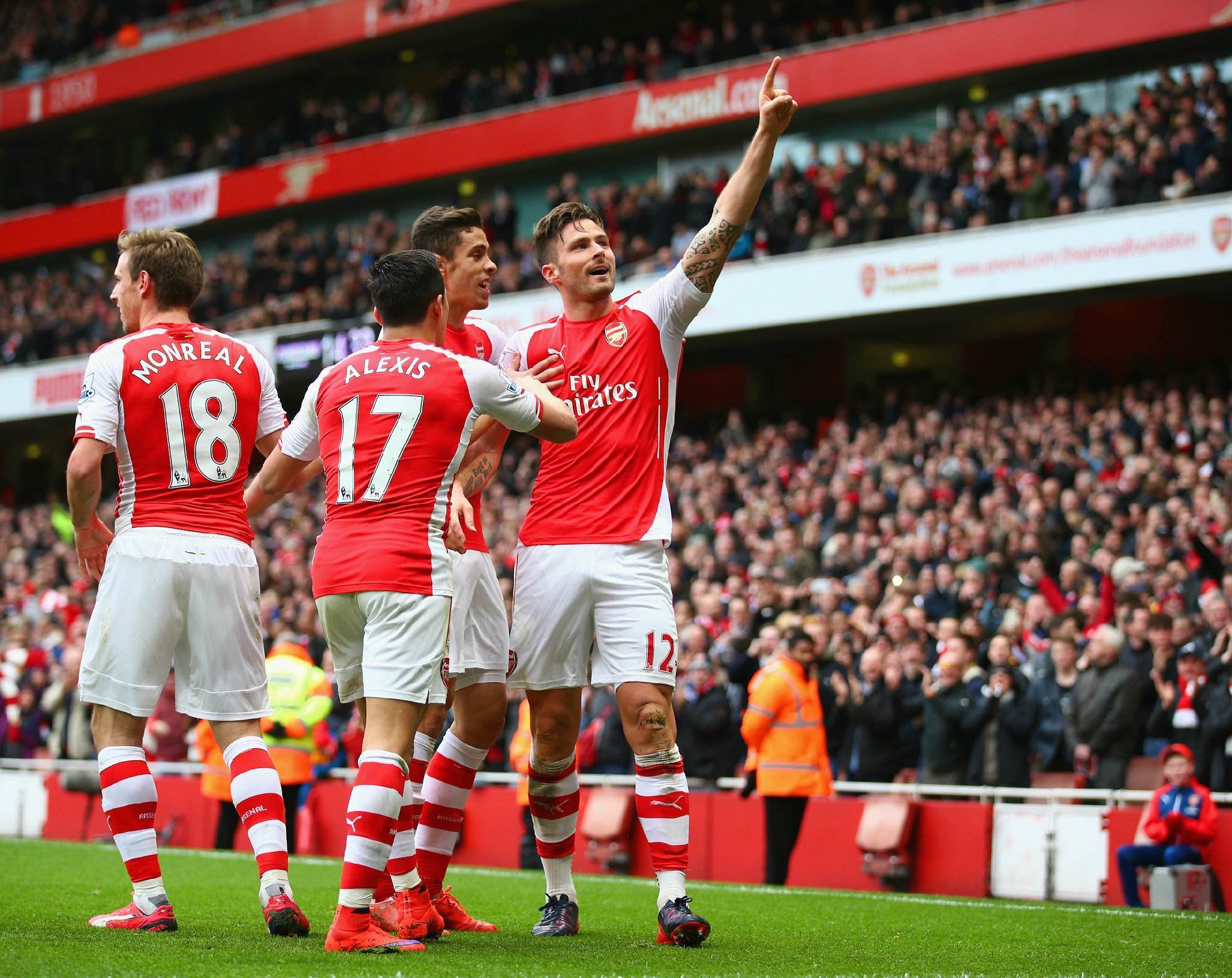 埃弗顿主场逼平阿森纳，表现令人满意的简单介绍