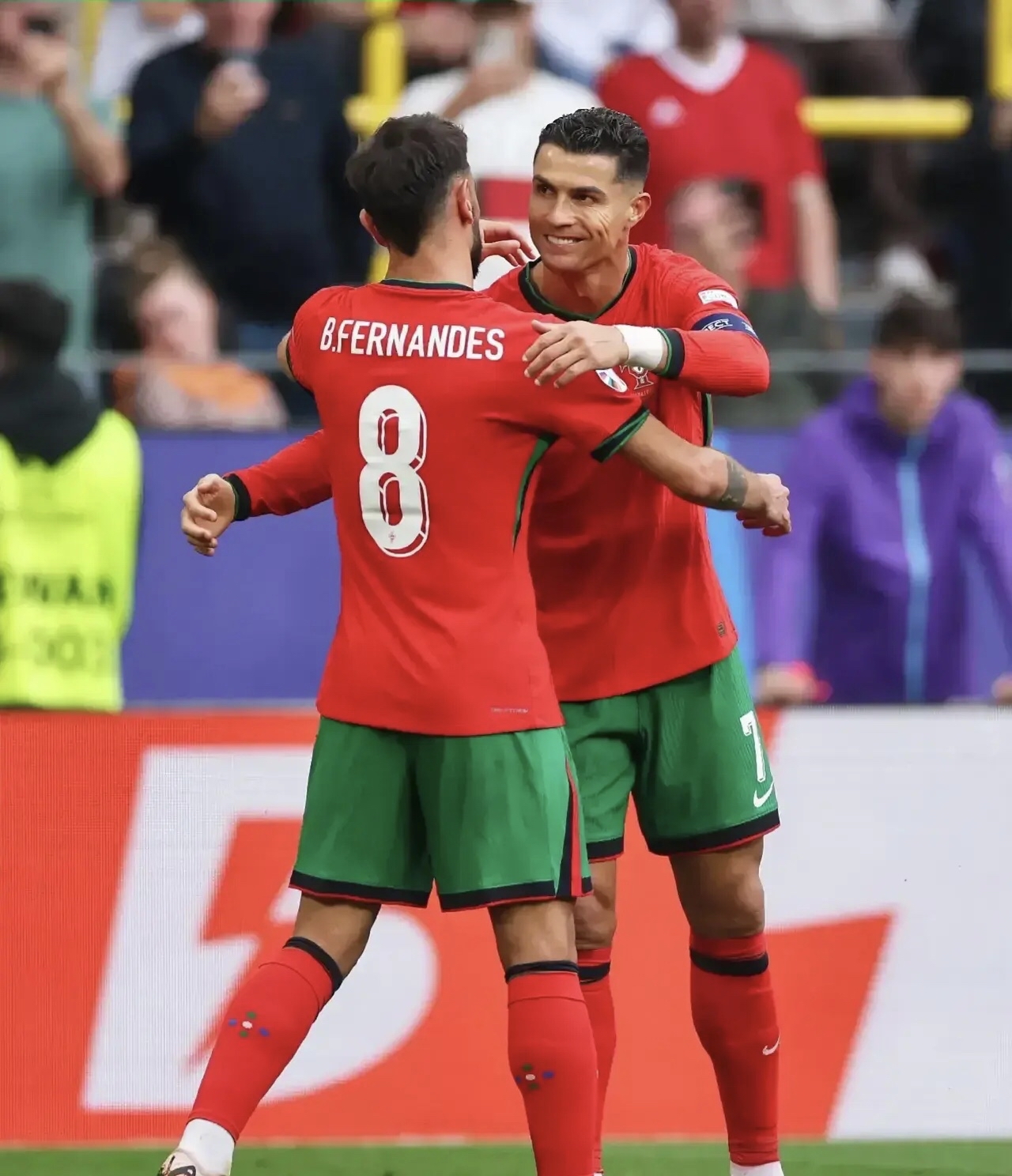 关于葡萄牙憾负克罗地亚,冰岛险胜特立尼达之战的信息 关于葡萄牙憾负克罗地亚,冰岛险胜特立尼达之战的信息