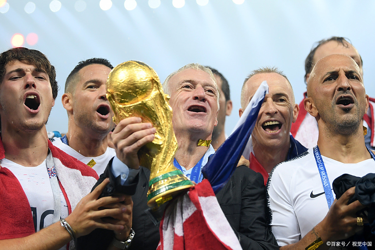 包含伊朗球队豪取胜利，稳步前进足球赛事下一轮的词条