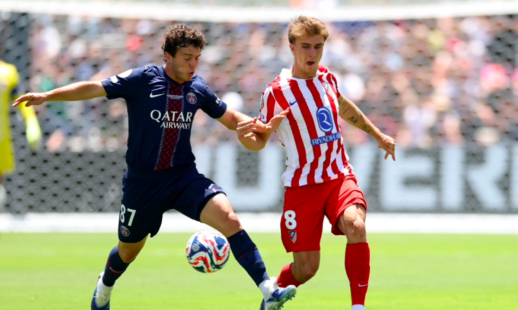 关于法国篮球联赛：巴黎圣日耳曼完胜里昂飞狐的信息