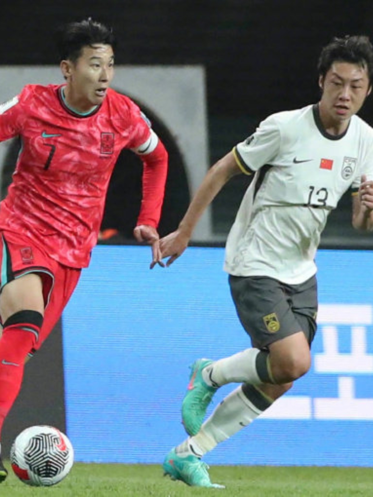 关于韩国队主场连胜，孙兴慜梅开二度破敌的信息