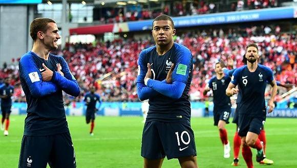 冰岛大胜，小组出线机会加大