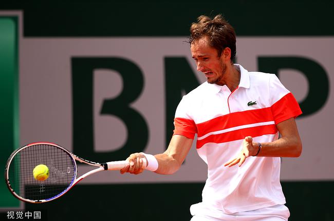 ATP总决赛逆转法网,梅德韦杰夫惊艳四座的简单介绍 ATP总决赛逆转法网,梅德韦杰夫惊艳四座的简单介绍