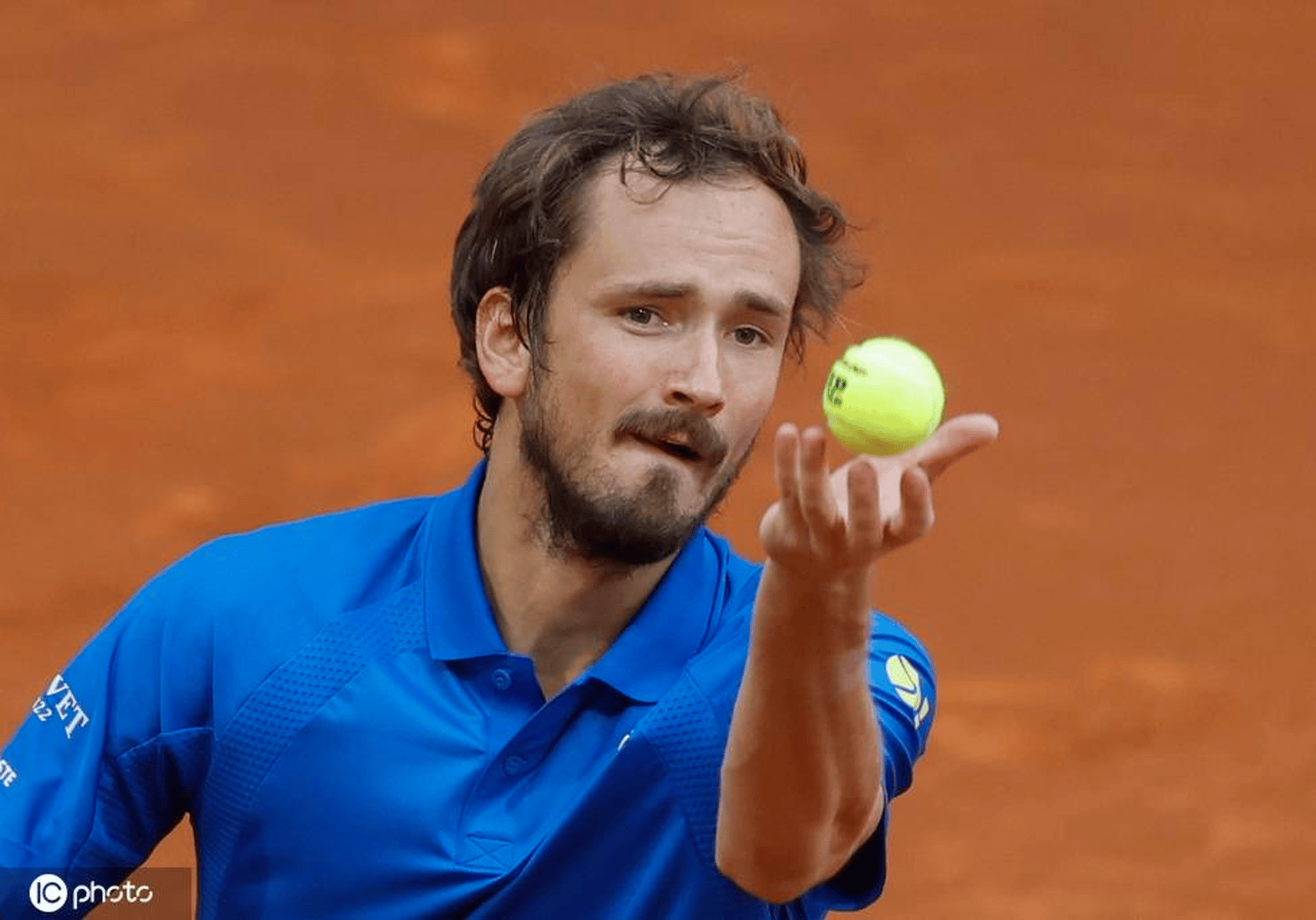 ATP总决赛逆转法网,梅德韦杰夫惊艳四座的简单介绍 ATP总决赛逆转法网,梅德韦杰夫惊艳四座的简单介绍