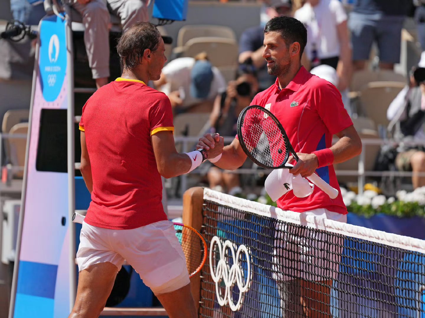 包含德国网球队险胜世界网球队，纳达尔一己之力扛起全队的词条