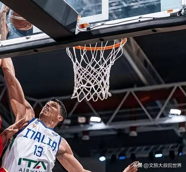 波兰男篮险胜德国男篮，加里纳利一己之力扛起全队的简单介绍
