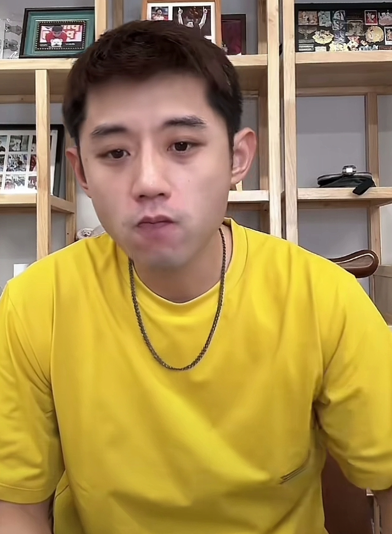 英国乒乓球队逆转日本乒乓球队，张继科爆发神勇的简单介绍