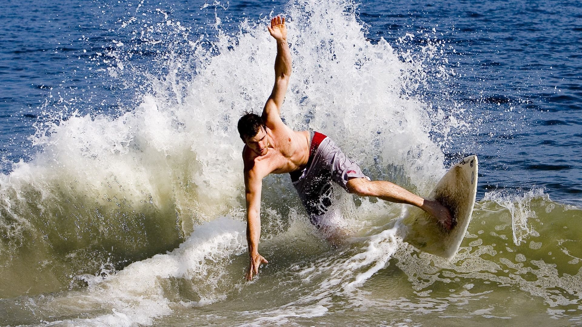 绝境中绽放,哈登压力下完成爆发,凯尔特人速胜火箭的启示